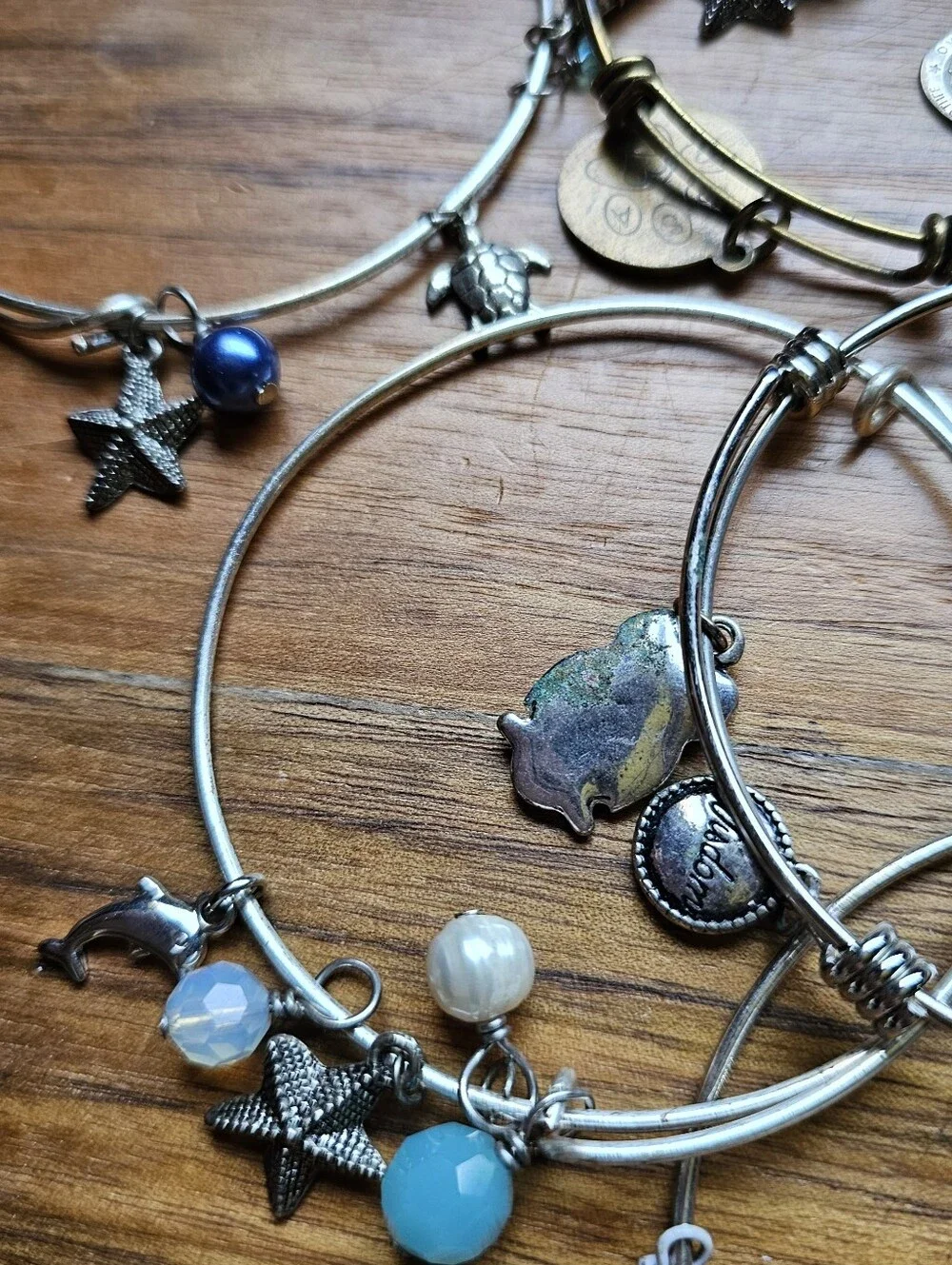 Craft Jewelry Lot 29 Wire Expandable Charm Bangle Bracelets Inc 10 Alex And Ani